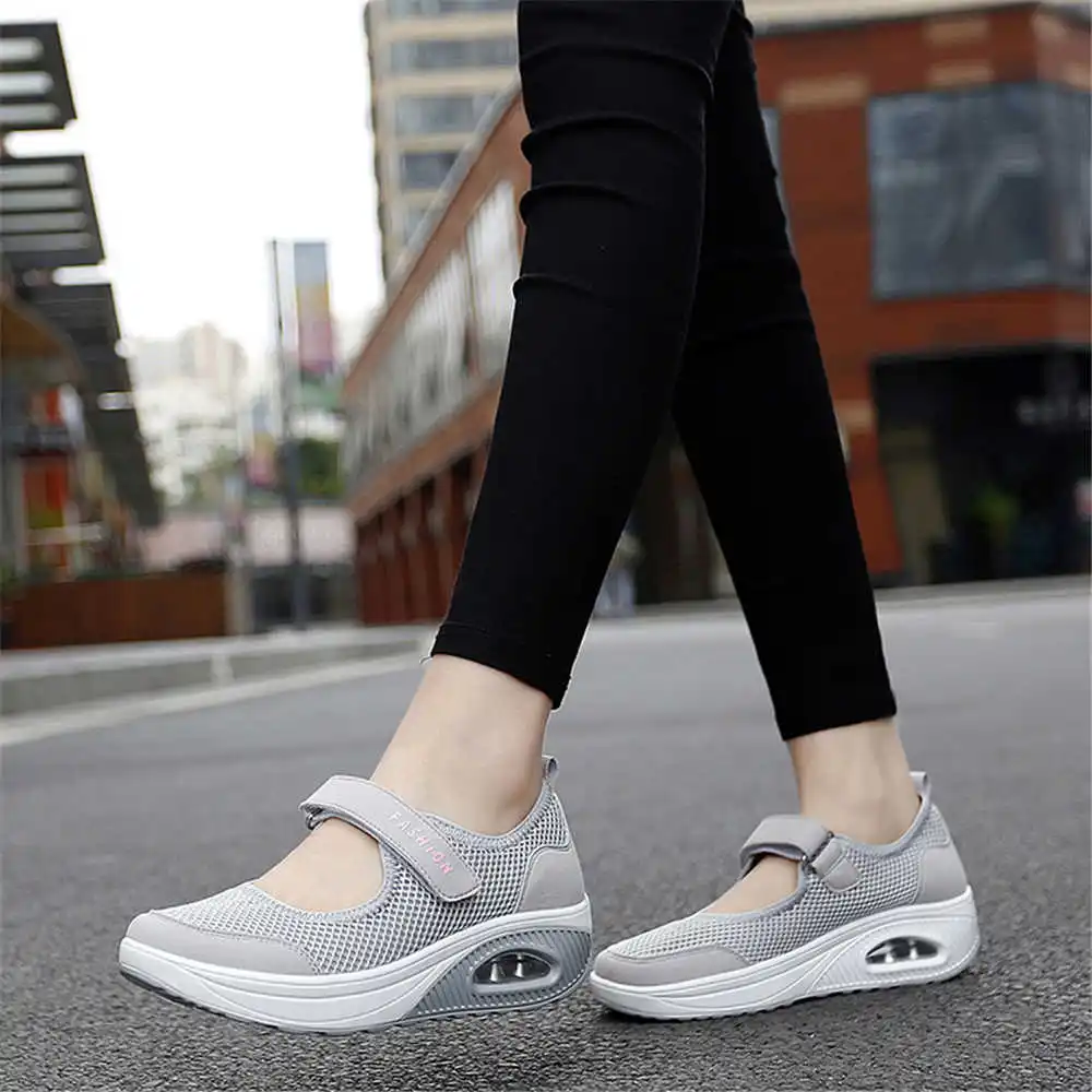 36-41 Demi-season Colored Snea - đánh giá và giá Women Formal Upper Wear